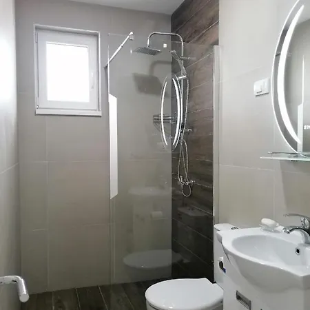 Kristi Lux Jezero - New With Balcony And Free Parking * Veliko Gradiste